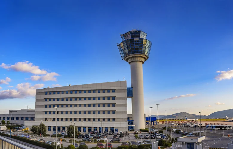 Τα 25 χρόνια του Διεθνούς Αερολιμένα Αθηνών και οι επτά μεγάλες κρίσεις