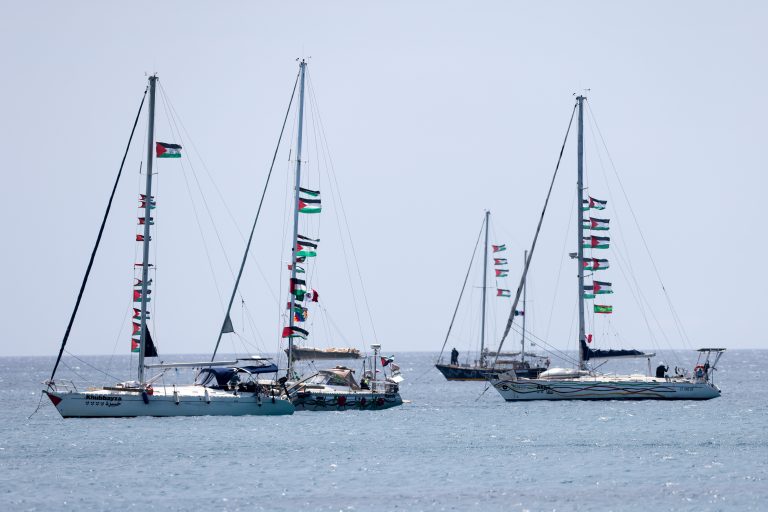 Στις τουρκικές ακτές βρίσκεται ο Στολίσκος για τη Γάζα – Ανασύνταξη της ανθρωπιστικής αποστολής