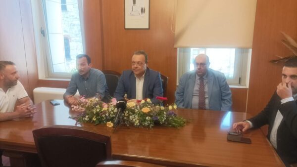 Σωκράτης Φάμελλος από Λέσβο: Ντόμινο λανθασμένων επίλογων της κυβέρνησης στο θέμα του αφθώδους πυρετού