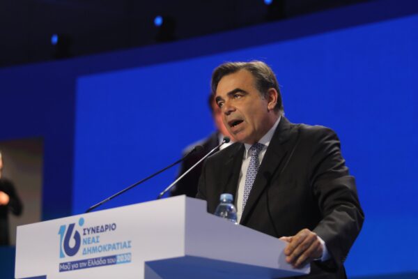 Μ. Σχοινάς στο 16ο συνέδριο της ΝΔ: Οι εύκολες αυταπάτες και ο λαϊκισμός μπορεί να έχουν μεγάλο κόστος για τη χώρα
