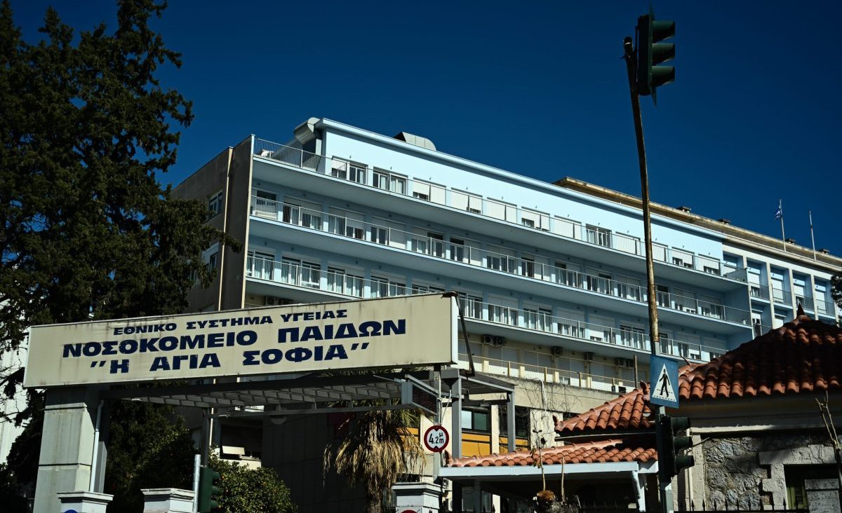 Γιαννάκος στο ΕΡΤnews: 40 παιδιά «εγκλωβισμένα» σε νοσοκομεία Παίδων λόγω ελλείψεων στις δομές – Τι είπε για την υπόθεση των Αγίων Αναργύρων