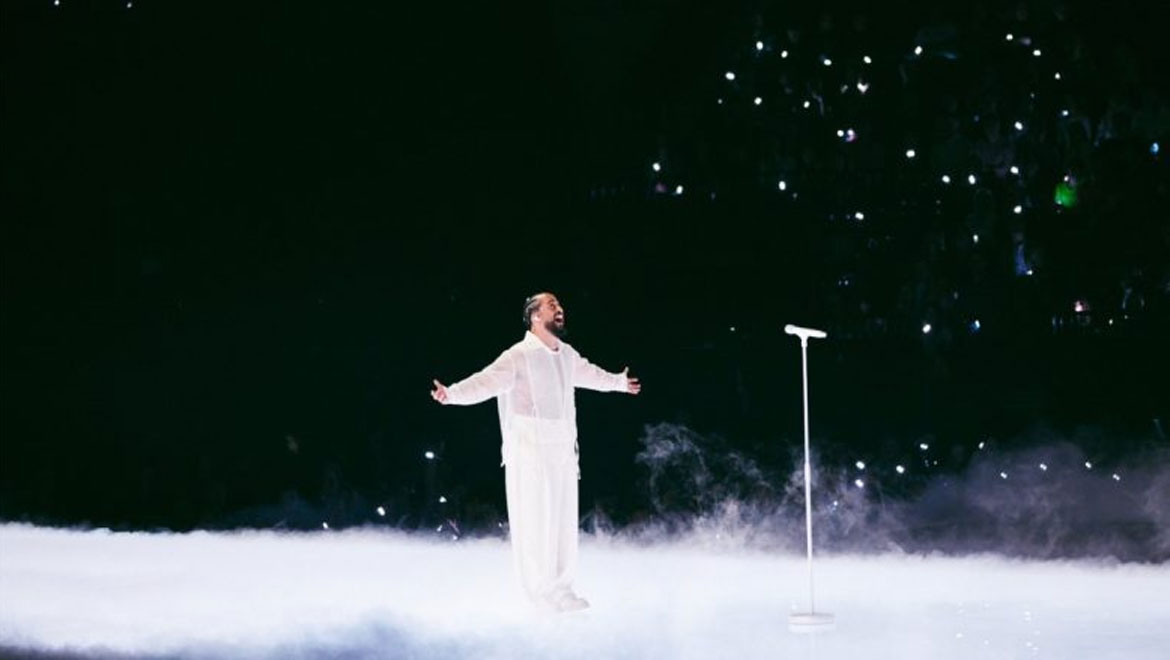 Slimane: Έρχεται στο Δημοτικό Θέατρο Λυκαβηττού για μια ιστορική μουσική βραδιά!