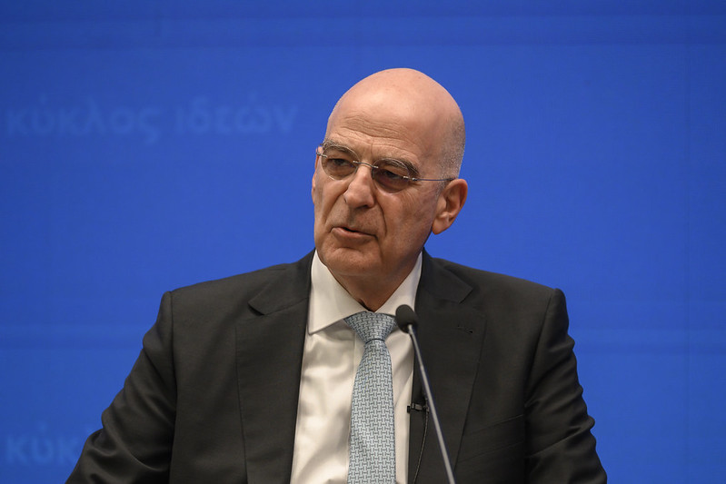 Δένδιας: Η Ουκρανία οφείλει στην Ελλάδα μία «μεγάλη συγγνώμη» για το drone – Αν το είχε χτυπήσει κρουαζιερόπλοιο θα πήγαινε στο βυθό