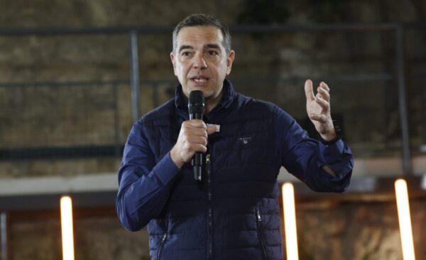 Προ των πυλών το νέο κόμμα Τσίπρα – Πολιτικές ζυμώσεις και αιχμές για τις βουλευτικές έδρες