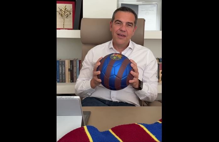 «Φτιάχνουμε ομάδα για πρωτάθλημα»: Ο Τσίπρας συνεχίζει τις προαναγγελίες για την ανακοίνωση του νέου κόμματός του