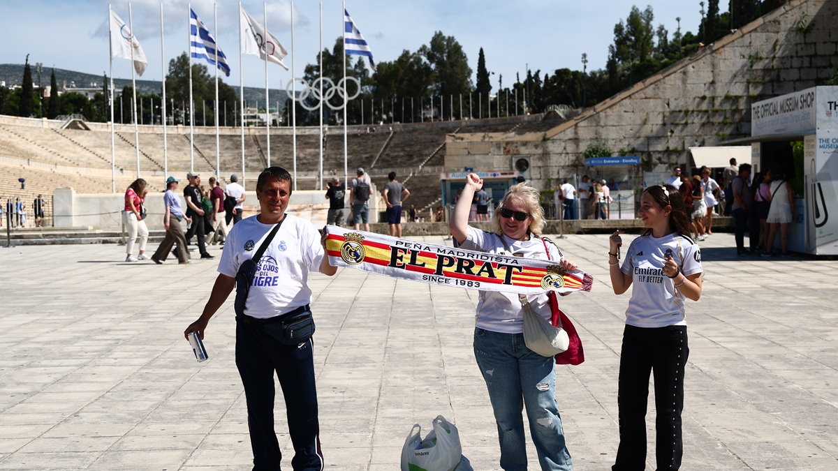 Αρχίζει από το Καλλιμάρμαρο η αναχώρηση των φιλάθλων της Ρεάλ Μαδρίτης (video)