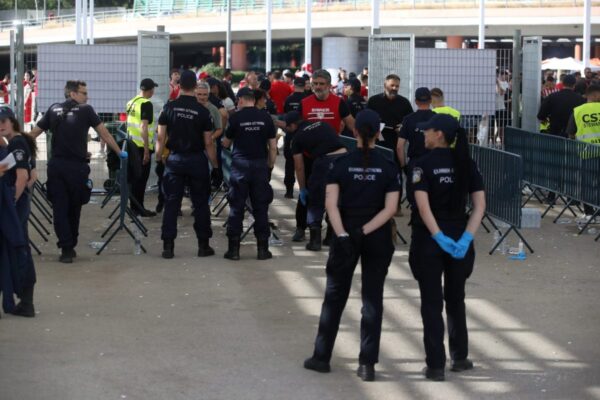 Ολυμπιακός – Ρεάλ Μαδρίτης: Προειδοποίηση της ΕΛΑΣ για προσαγωγές στο T-Center σε όσους δεν έχουν εισιτήριο του τελικού