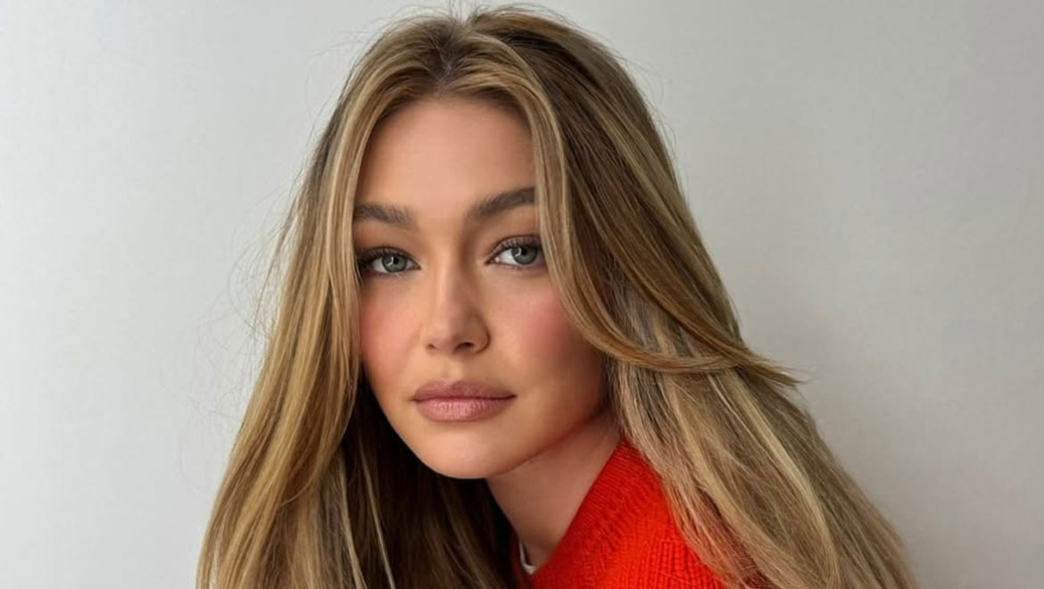 Hot Honey Blonde: Το ζεστό ξανθό που θα κυριαρχήσει φέτος το καλοκαίρι