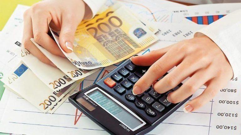 Θεοδωρικάκος – Μασούτης: Πρώτη συνάντηση σε θετικό κλίμα, έρχεται νέο ραντεβού με την ΕΣΕ