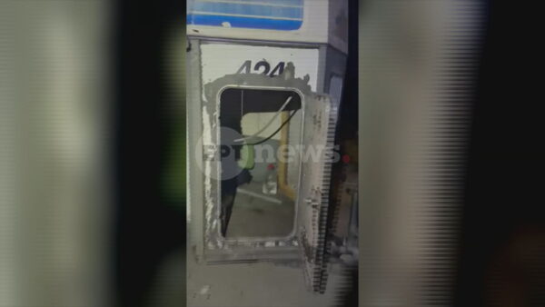 Έξι μετανάστες εντοπίστηκαν σε τρέιλερ μεταφοράς αλόγων στον Έβρο – Αποκλειστικό ΕΡΤnews