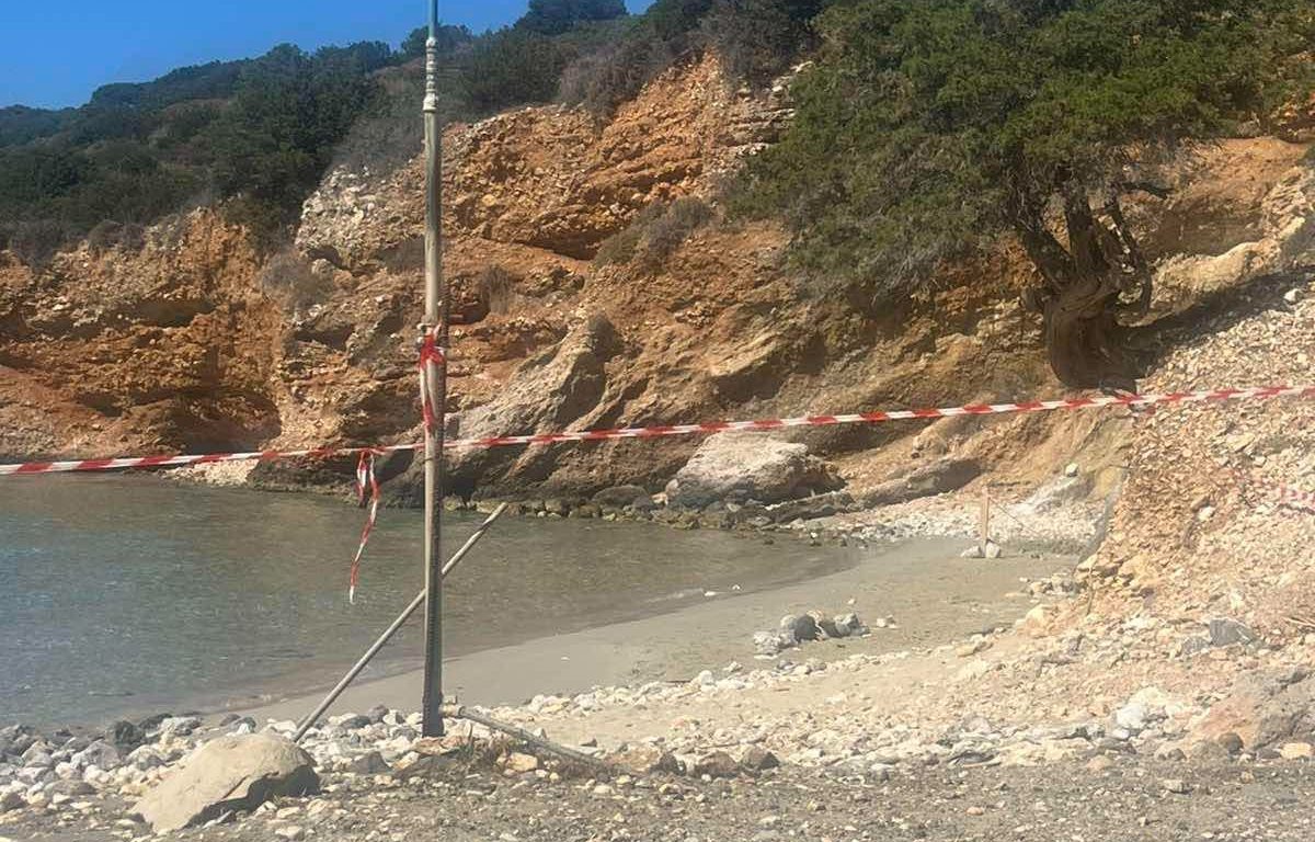Νέο εύρημα που παραπέμπει σε πυραυλικό εξάρτημα ξεβράστηκε σε παραλία του Αγίου Νικολάου στην Κρήτη