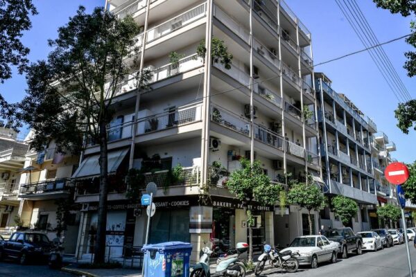 Γυναικοκτονία στην Καλαμάτα: Στον ανακριτή σήμερα ο δράστης – Ερωτήματα για την εκδοχή που παρουσιάζει