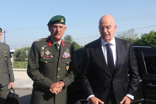 Στη σύνοδο των υπουργών Άμυνας της ΕΕ τέθηκε η τουρκική παρενόχληση στο αεροσκάφος του Δένδια