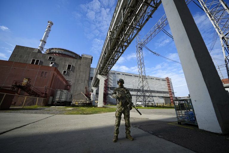 Ουκρανία: Ο πυρηνικός σταθμός της Ζαπορίζια επανασυνδέθηκε στο δίκτυο ηλεκτρικής ενέργειας