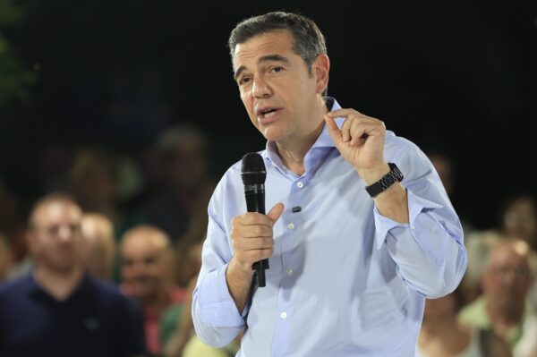 Τσίπρας: Δεν είναι λαϊκισμός η λαϊκότητα – Οι προτάσεις μας μπορούν να αλλάξουν την καθημερινότητα των ανθρώπων