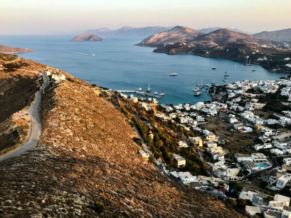 Το ΥΠΕΝ ανακοίνωσε 10 έργα σε εννέα νησιωτικούς δήμους άνω των 15 εκατ. ευρώ για την αντιμετώπιση της λειψυδρίας