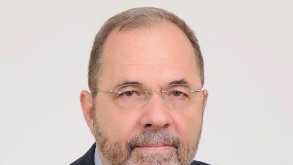 Σκανδάμης στο ΕΡΤnews Radio 105,8: Αποφάσισα την προσχώρησή μου στην ΕΛ.Α.Σ. μετά την δήλωσή μου ότι δεν θα είμαι ξανά υποψήφιος με το ΠΑΣΟΚ