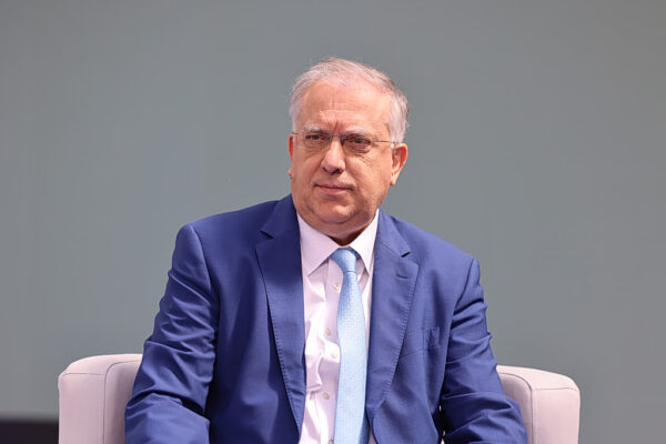 Θεοδωρικάκος στον ΟΤ: Συμφωνία για μειώσεις τιμών ή συνεχίζεται το πλαφόν