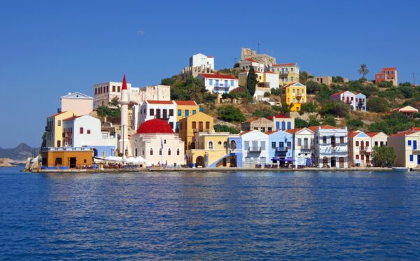 Ιατρικός Σύλλογος Αθηνών: Αγανάκτηση και προβληματισμός από το περιστατικό της σύλληψης αγροτικού ιατρού στο Καστελλόριζο