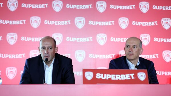 Αφοί Αγγελόπουλοι: «Με τον Παπανικολάου ελπίζουμε να συνεχίσουμε, το συμβόλαιο είναι συμφωνία που τηρείται και από τις δύο πλευρές»