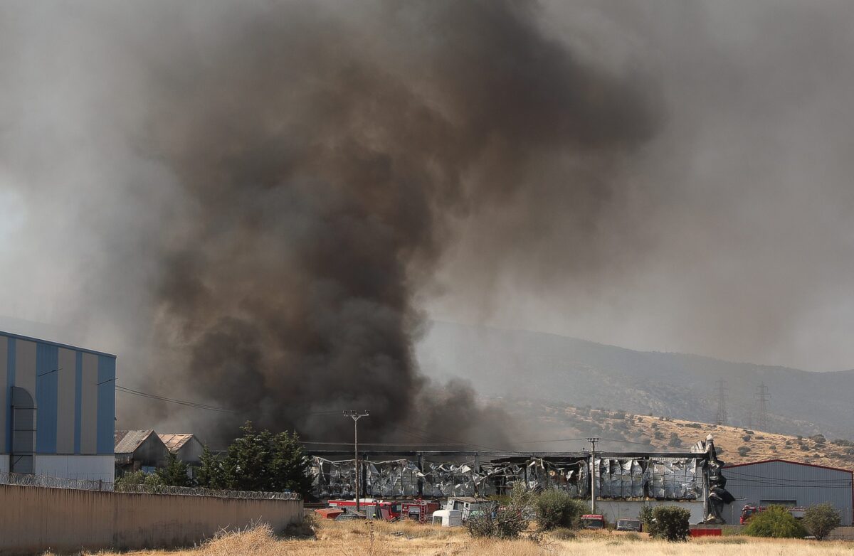 ΚΚΕ: Προδιαγεγραμμένο εργοδοτικό και κρατικό έγκλημα οι εκρήξεις στη Βιομηχανική Ζώνη του Ασπροπύργου