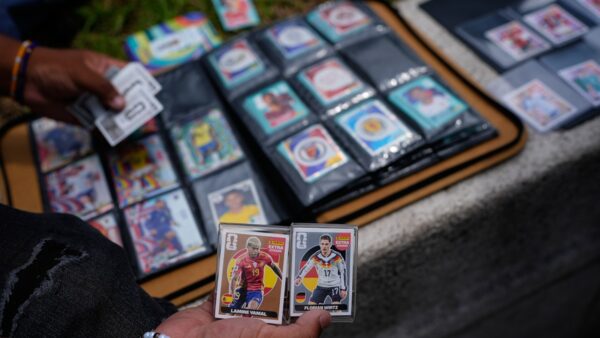 Η Panini πέτυχε ρεκόρ Γκίνες με τα αυτοκόλλητα του Μουντιάλ 2026 (video)