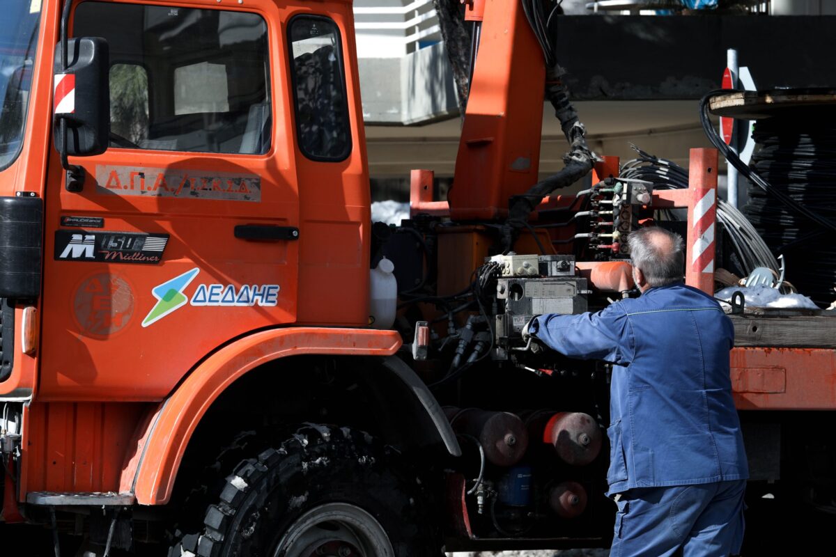 Ζωνιανά: Έδιωξαν κακήν κακώς» συνεργείο του ΔΕΔΔΗΕ που πήγε για εργασίες αναβάθμισης μετρητών ρεύματος