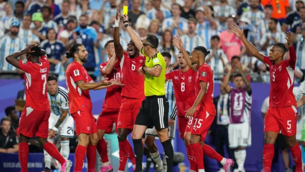 Αυξήθηκαν τα έσοδα της FIFA, λόγω των καρτών στα προημιτελικά του Παγκοσμίου Κυπέλλου