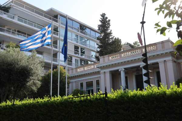 ΚΥΣΕΑ: Στο τραπέζι εξοπλιστικά προγράμματα 4,2 δισ. ευρώ – Προχωρά η «Ασπίδα του Αχιλλέα»
