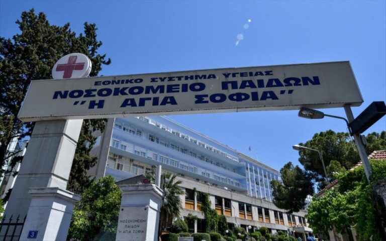 Στ. Αντωνόπουλος στο ΕΡΤnews: Με πρωτοβουλία των γονέων στα επείγοντα το 85,3% των παιδιών – Τι δείχνει μελέτη του Νοσοκομείου Παίδων «Η Αγία Σοφία»