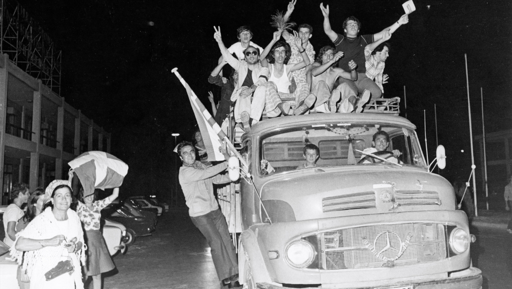 24 Ιουλίου 1974: Η νύχτα που επέστρεψε η Δημοκρατία στην Ελλάδα