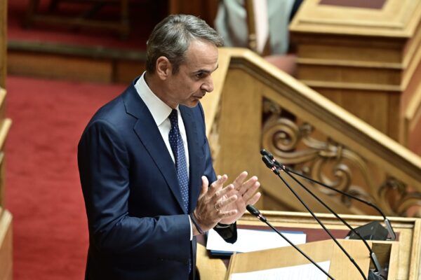 Μητσοτάκης σε Ανδρουλάκη: Αφεντικό είναι ο ελληνικός λαός – Εσείς γίνατε αξιωματική αντιπολίτευση από σπόντα