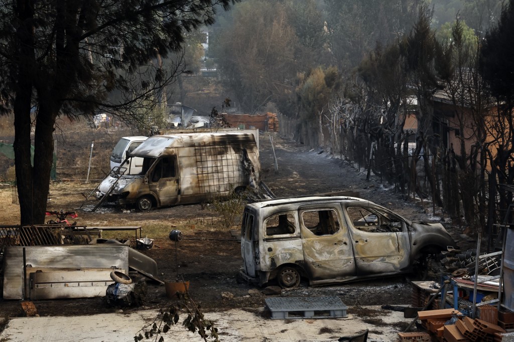 Πύρινος εφιάλτης σε Γαλλία και Ισπανία: Πάνω από 280.000 άνθρωποι έχουν απομακρυνθεί – Επεκτείνονται τα μέτωπα