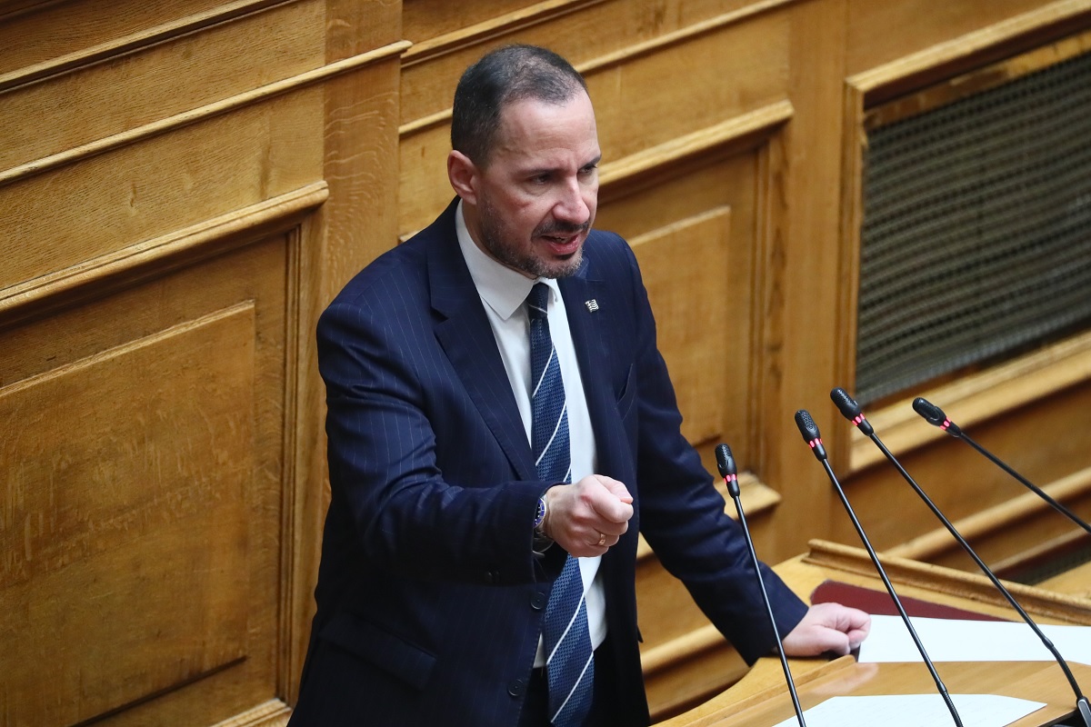 Κ. Χήτας στο ΕΡΤnews: Πλαφόν στα διυλιστήρια, ενιαίος φόρος 15% και 13η σύνταξη