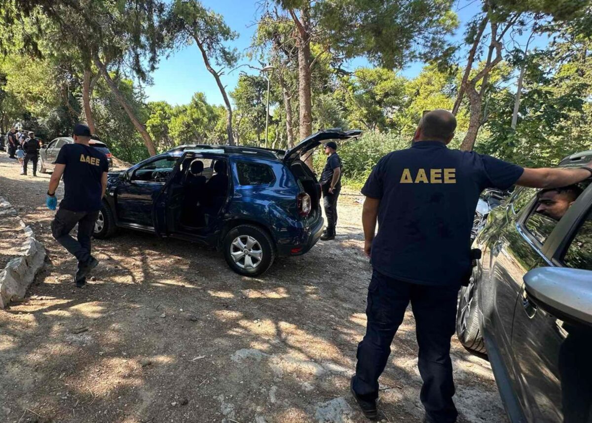 Τρεις συλλήψεις για την πυρκαγιά στο παλιό κτήριο του Μπάντμιντον στο Πάρκο Γουδή
