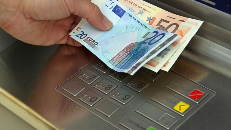 Αποταμίευση: Υποχωρεί για χάρη της… κατανάλωσης