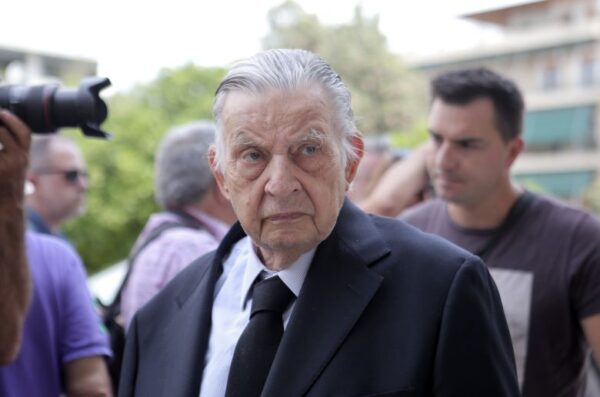 Στις 12 το μεσημέρι στη Μητρόπολη Αθηνών η κηδεία του Γιάννη Βαρβιτσιώτη – Τον επικήδειο θα εκφωνήσει ο πρωθυπουργός