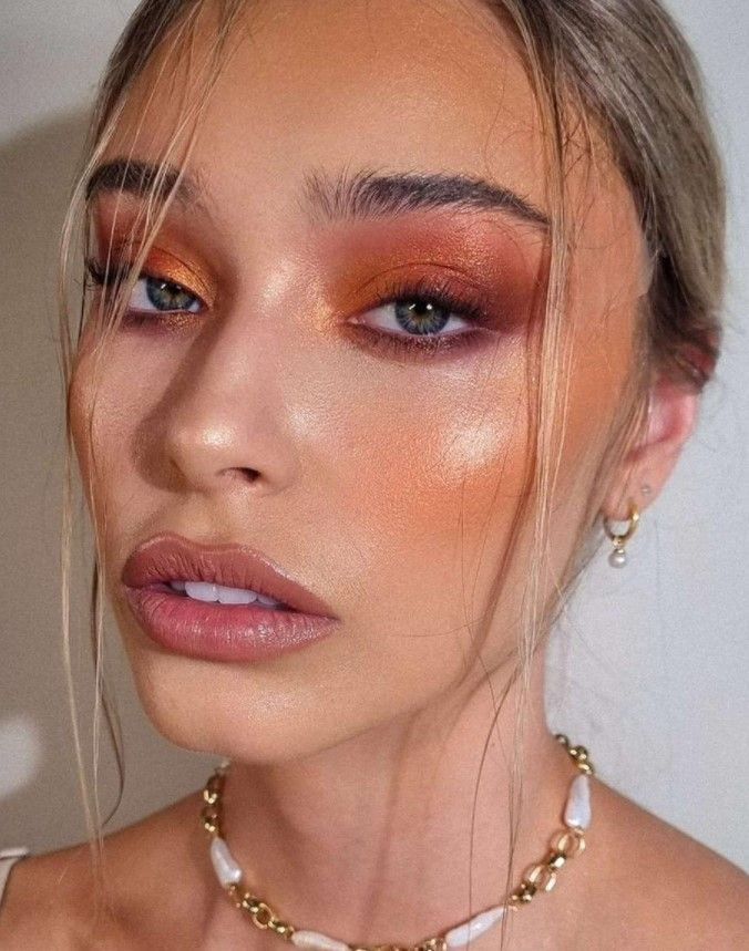 Orange blush: Το beauty trend για φυσική λάμψη