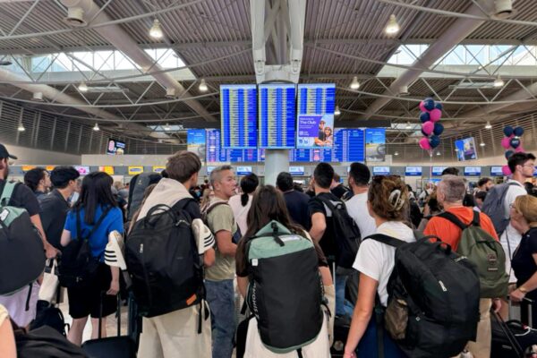Άνοδος στην επιβατική κίνηση του Ιουλίου στο «Ελευθέριος Βενιζέλος»
