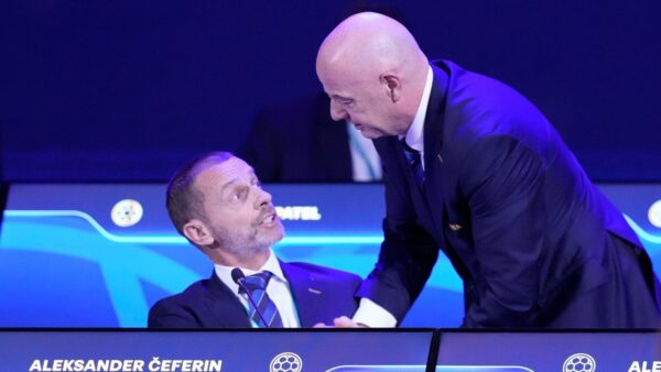 Δεν αλλάζει στάση η UEFA στην αντιπαράθεση με την FIFA