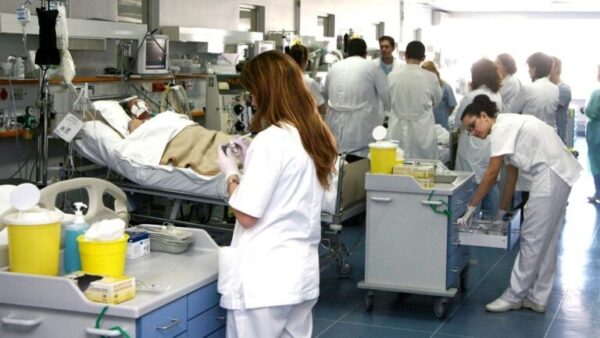 ΠΟΕΔΗΝ: Αντιμετώπιση της βίας κατά των υγειονομικών – Να προχωρήσει η πρόσληψη προσωπικού ΔΕ Προσωπικού Ασφαλείας