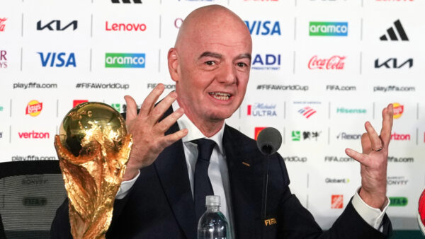 UEFA, AFC και CONCACAF εξετάζουν πρόταση μομφής κατά του Ινφαντίνο