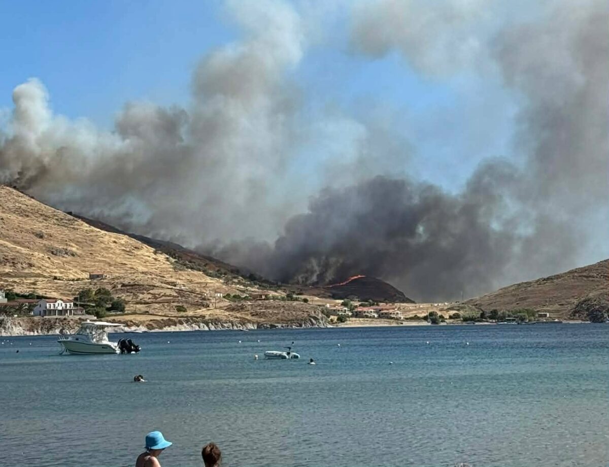 Χωρίς ενεργό μέτωπο η φωτιά στη Λήμνο – Σβήνουν και οι τελευταίες εστίες