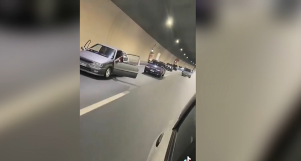 Κακιά Σκάλα: Δικογραφία σε βάρος 21χρονου που οδηγούσε με ανοιχτές πόρτες και μουσική στη διαπασών