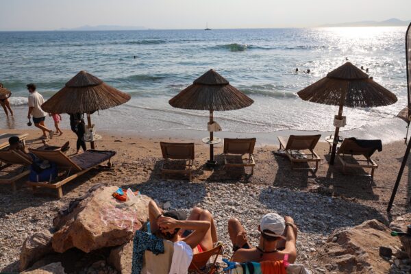 Καιρός: Στους 40°C ο υδράργυρος έως και την Πέμπτη, νέα θερμή εισβολή από την Κυριακή – Αναλυτική πρόγνωση από την Αν. Τυράσκη
