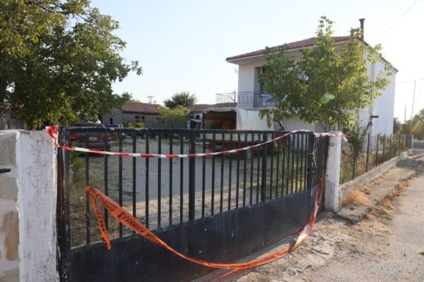 Γυναικοκτονία στη Ροδόπη: «Θόλωσα και δεν ήξερα τι έκανα» φέρεται να είπε ο δράστης – Τα τραγικά λεπτά μέσα στο σπίτι
