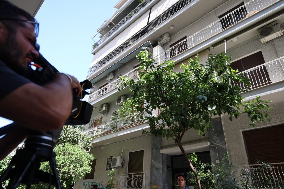 Κυνική κατάθεση του 43χρονου για το νεκρό βρέφος στην Κυψέλη: «Μας έδωσαν λάθος μωρό, έκλαιγε συνεχώς» – «Ηρέμησε το σπίτι μας» μετά τον θάνατό του