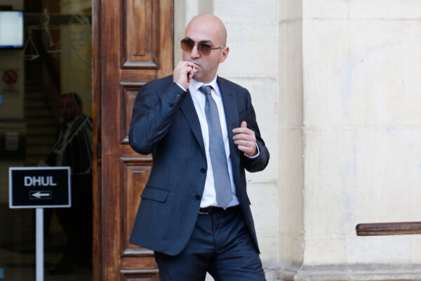 Μάλτα: Η κυβέρνηση ζητά ηρεμία μετά την αθώωση του επιχειρηματία για τον φόνο της δημοσιογράφου Ντάφνι Γκαλίζια