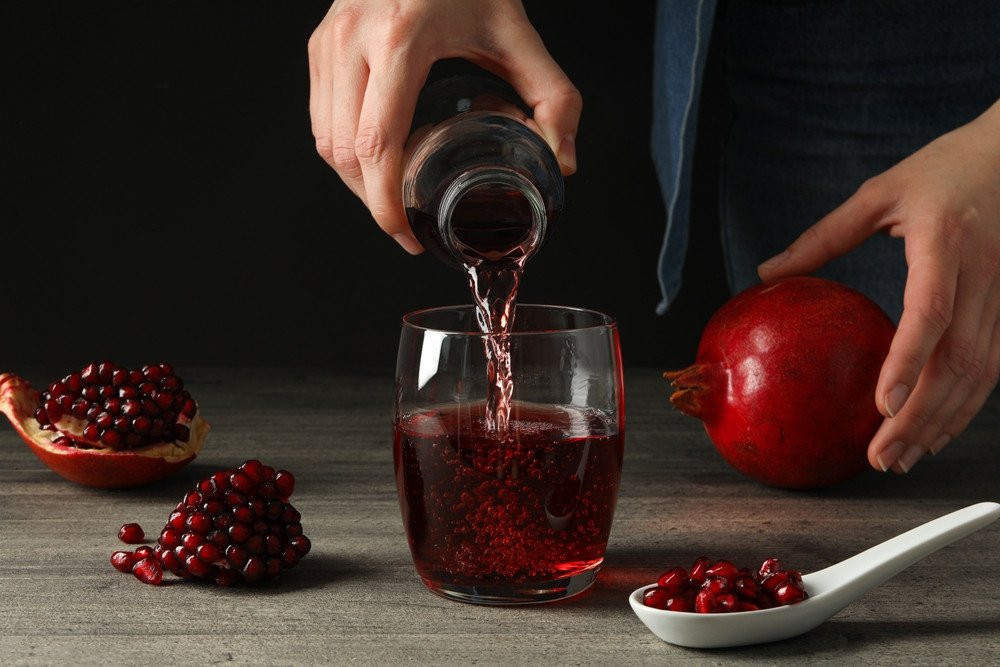 Χυμός ροδιού: Γιατί το απόλυτο superfood πρέπει να μπει σήμερα στη διατροφή σου