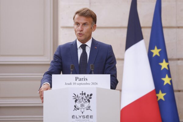 Μακρόν: Νέα πρόταση της Γαλλίας για απαγόρευση των social media σε παιδιά κάτω των 15 ετών